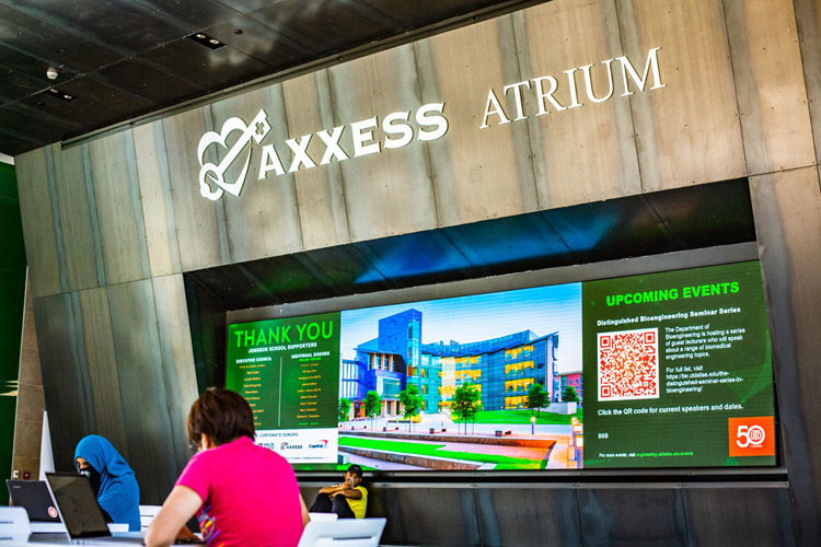 Axxess’ Gift Establishes New Computer Science Scholarship Fund