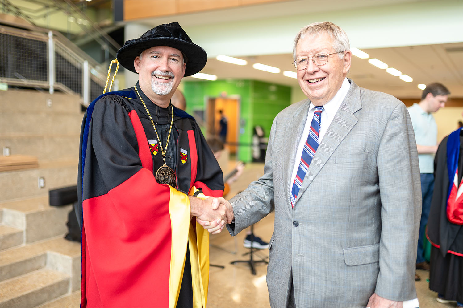 Investiture Ceremony To Celebrate Distinguished Professors, Donors