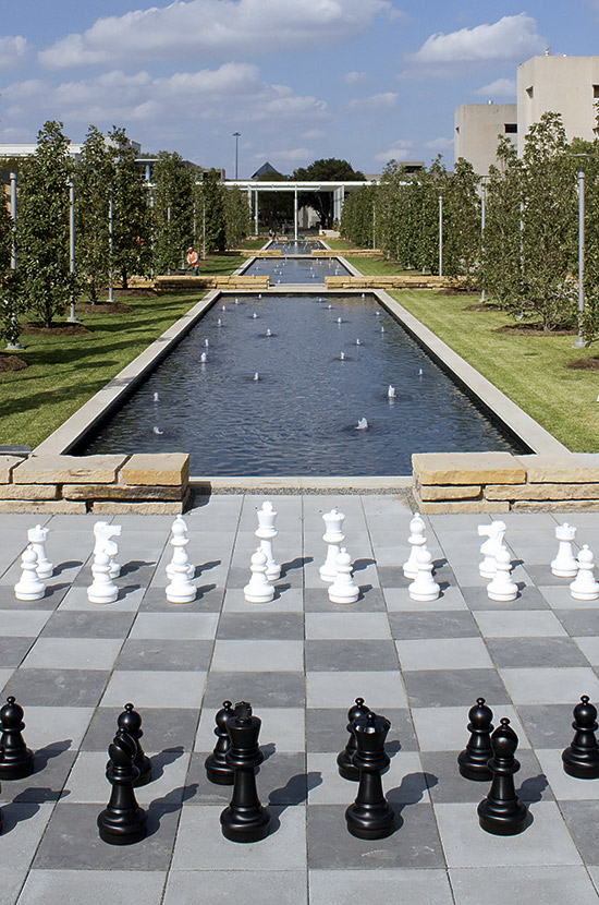 Chess Plaza
