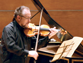 Violinist Emanuel Borok