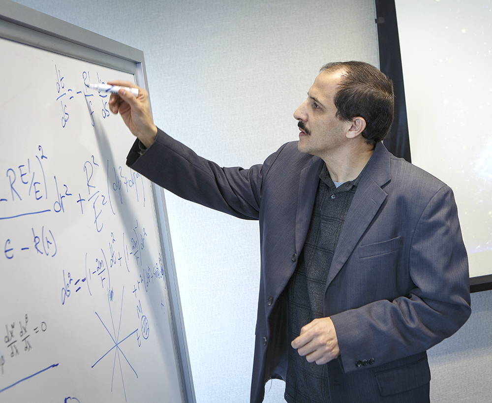 Dr. Mustapha Ishak-Boushaki
